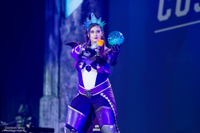 Illustration for article titled The Most Mind-Blowing and Astonishing Cosplay From BlizzCon 2015!